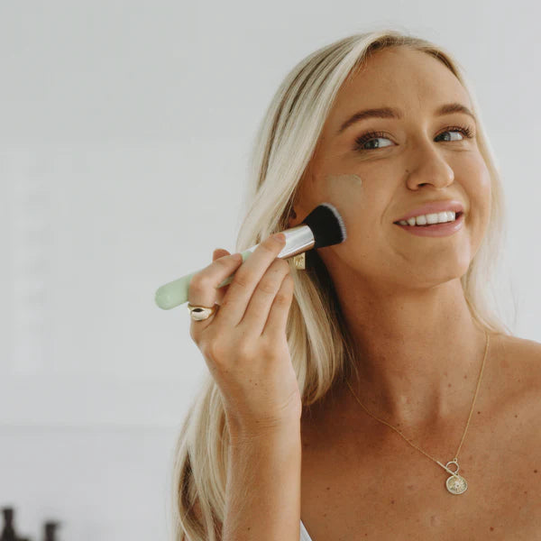 AVOCADO ZINC SPF Brush