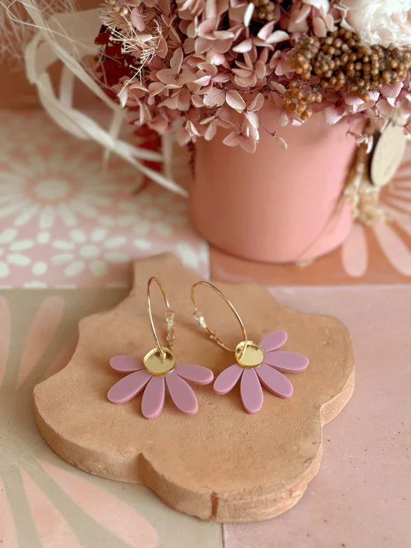 FOXIE COLECTIVE Jumbo Daisy Hoop Earrings - Dusty Lilac & Gold