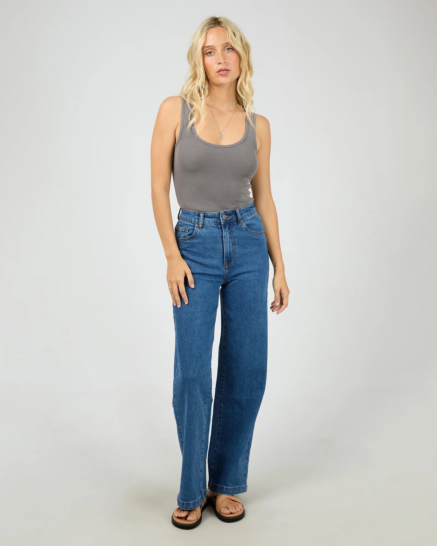 ALL ABOUT EVE Washed Rib Scoop Neck Tank - Charcoal