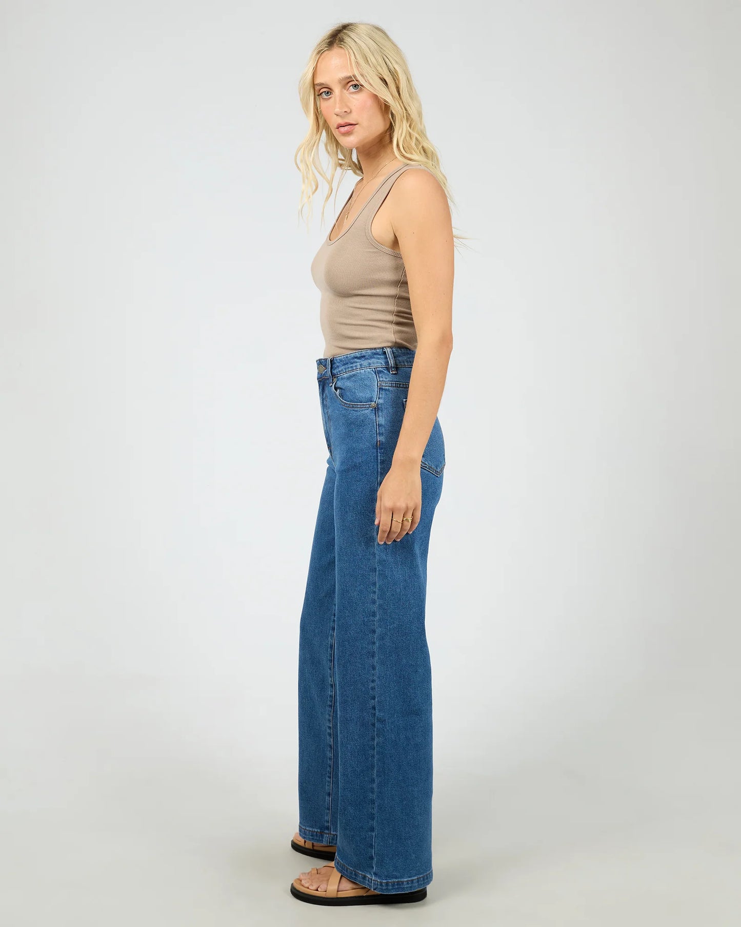 ALL ABOUT EVE Washed Rib Scoop Neck Tank - Stone