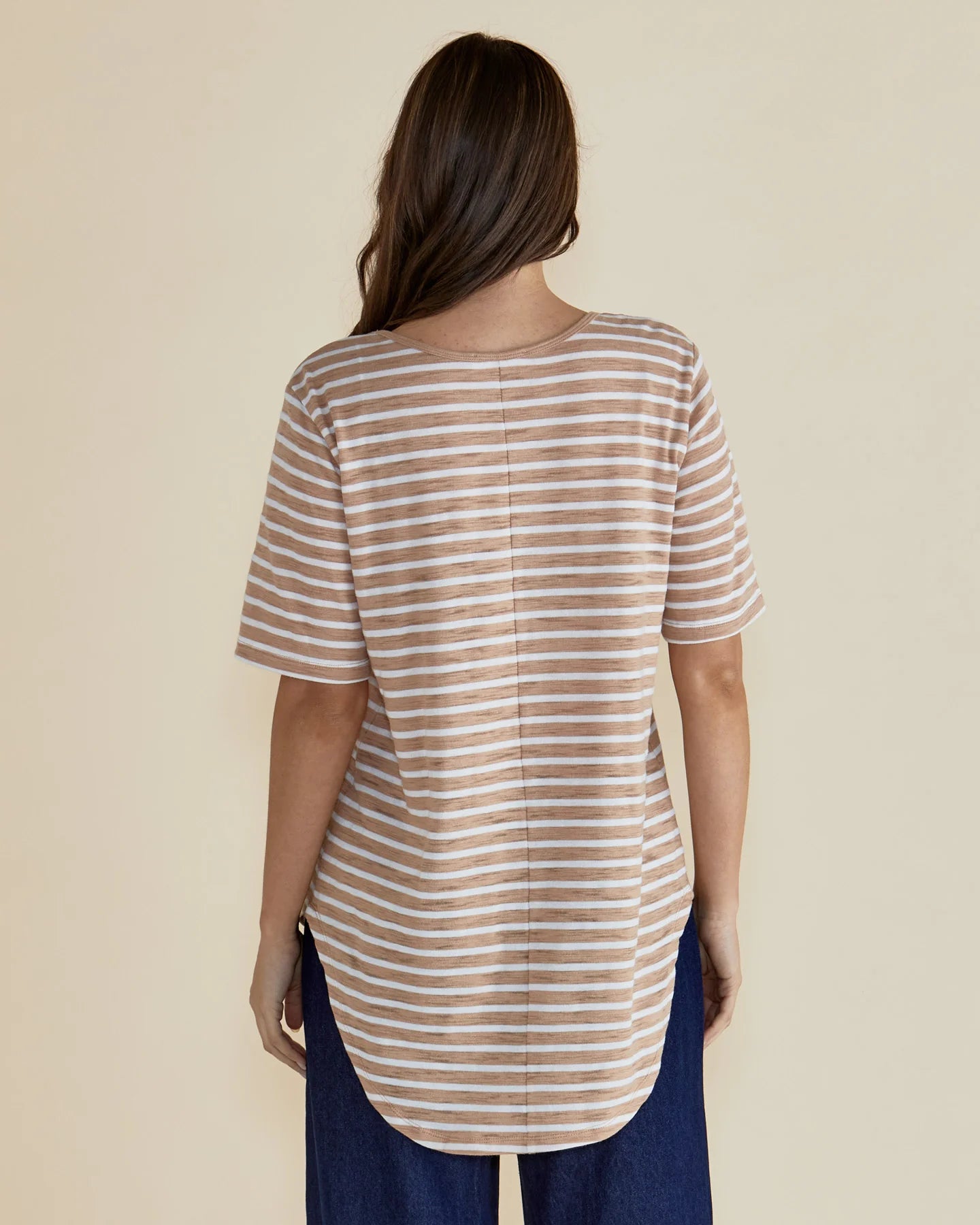 BETTY BASICS Ariana Tee - Beige Stripe