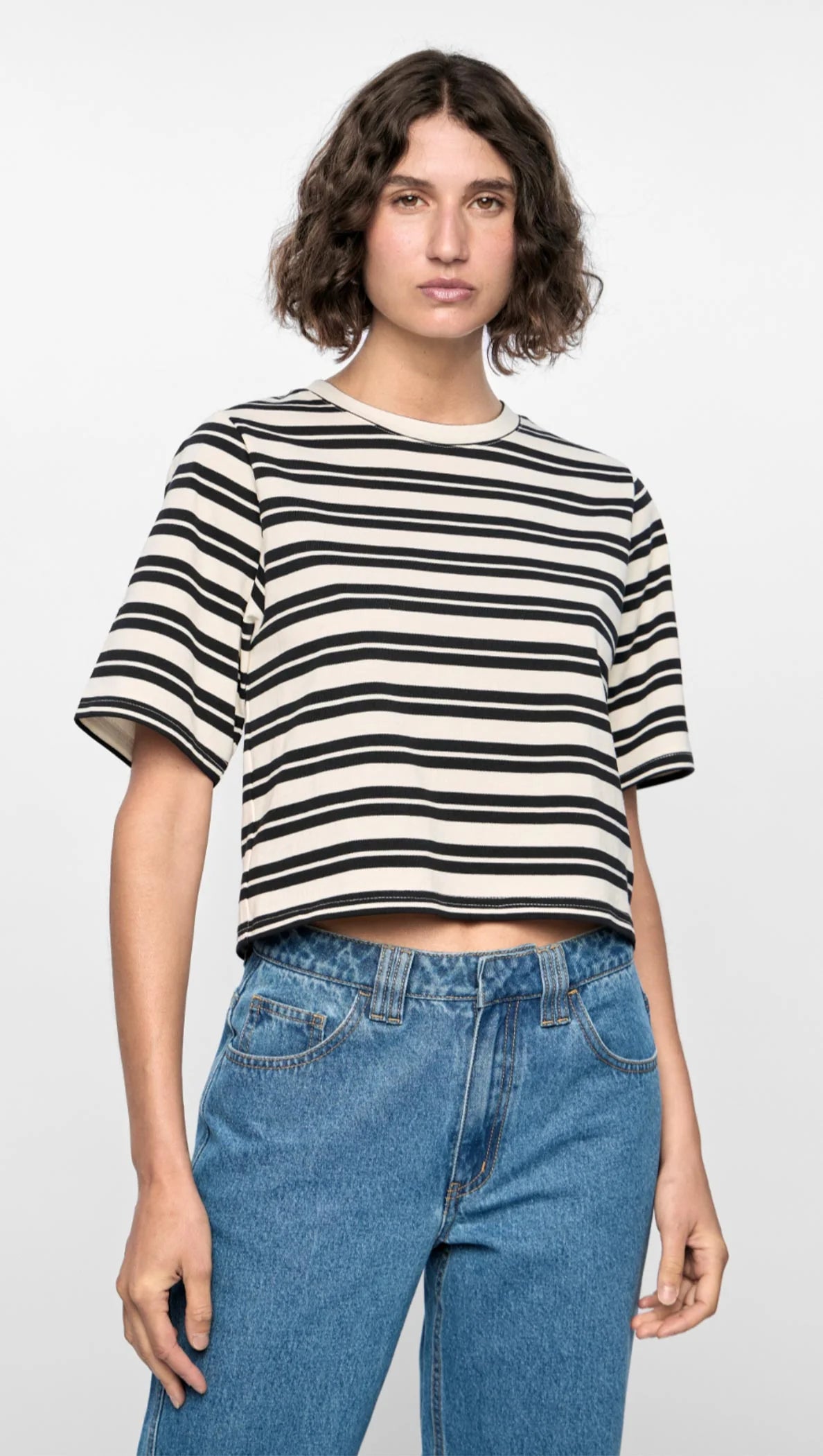 STAPLE THE LABEL Elara Crop Tee
