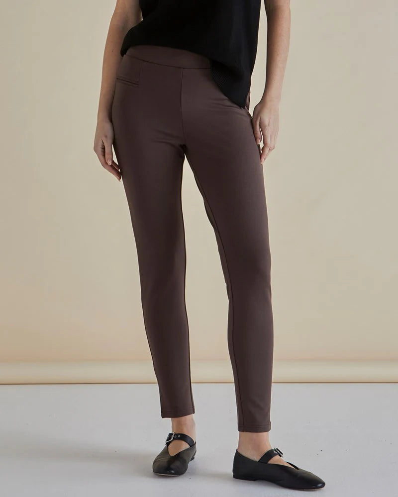BETTY BASICS Gwen Ponte Legging - Brown
