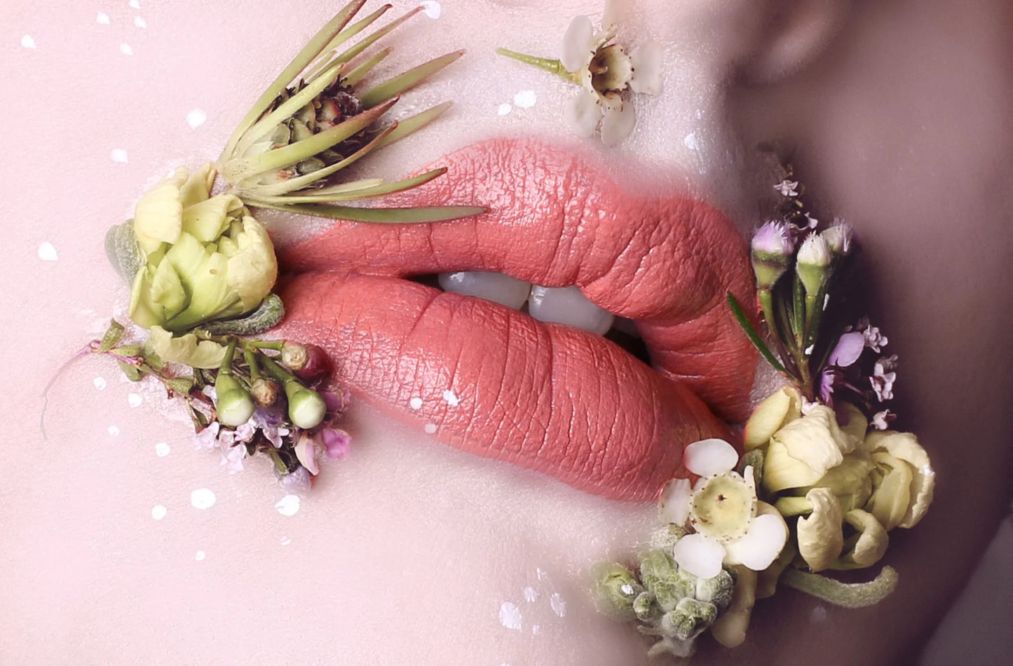 SUZY. LIP SATIN - Miss Olivia Apricot