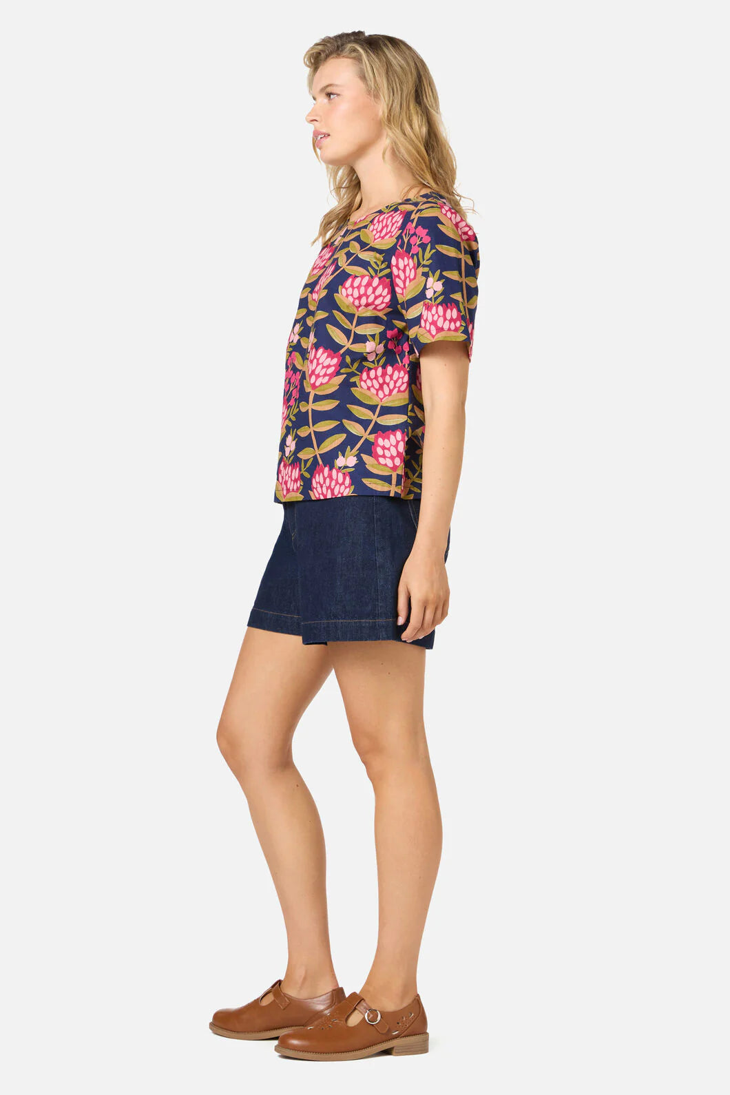 PRINCESS HIGHWAY Protea Flower Short Sleeve Top