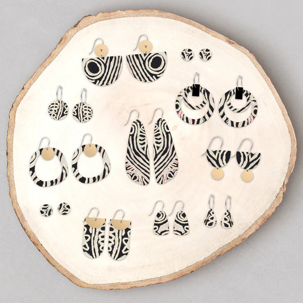 MOE MOE DESIGN MURDIE MORRIS WILD DOG CIRCLE PARTY PACK EARRINGS