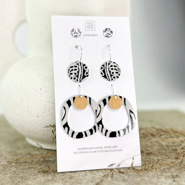 MOE MOE DESIGN MURDIE MORRIS WILD DOG CIRCLE PARTY PACK EARRINGS