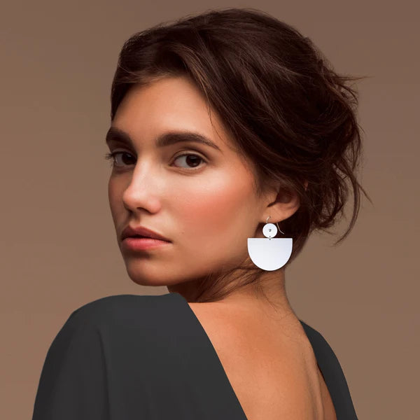 MOE MOE DESIGN MURDIE MORRIS WILD DOG LARGE BELL CIRCLE DROP EARRINGS