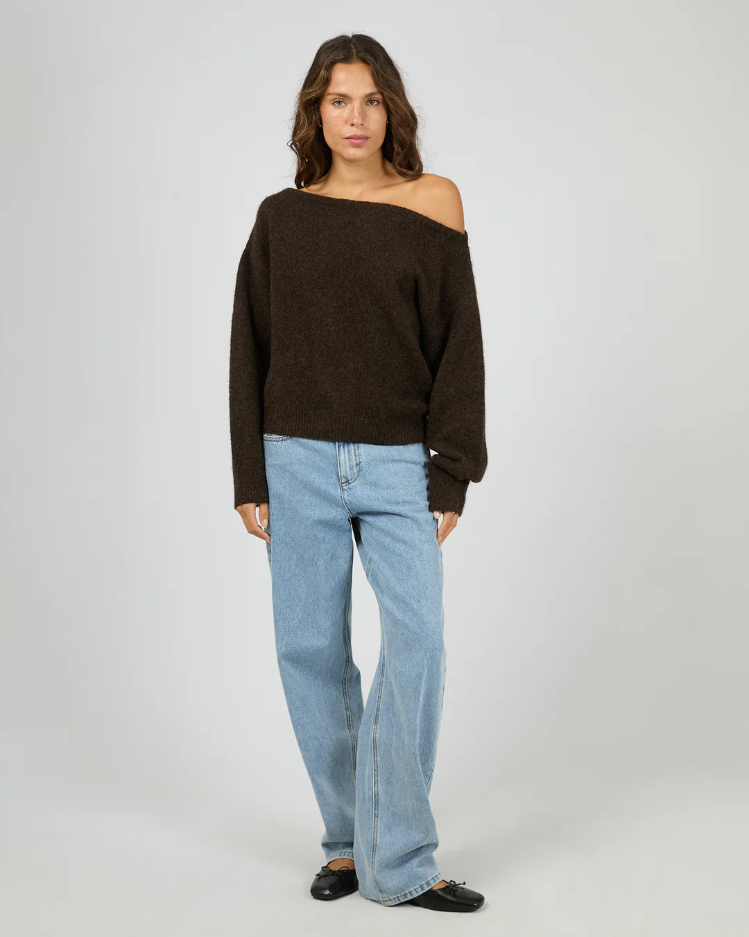 SILENT THEORY Off Shoulder Knit Jumper - Chocolate