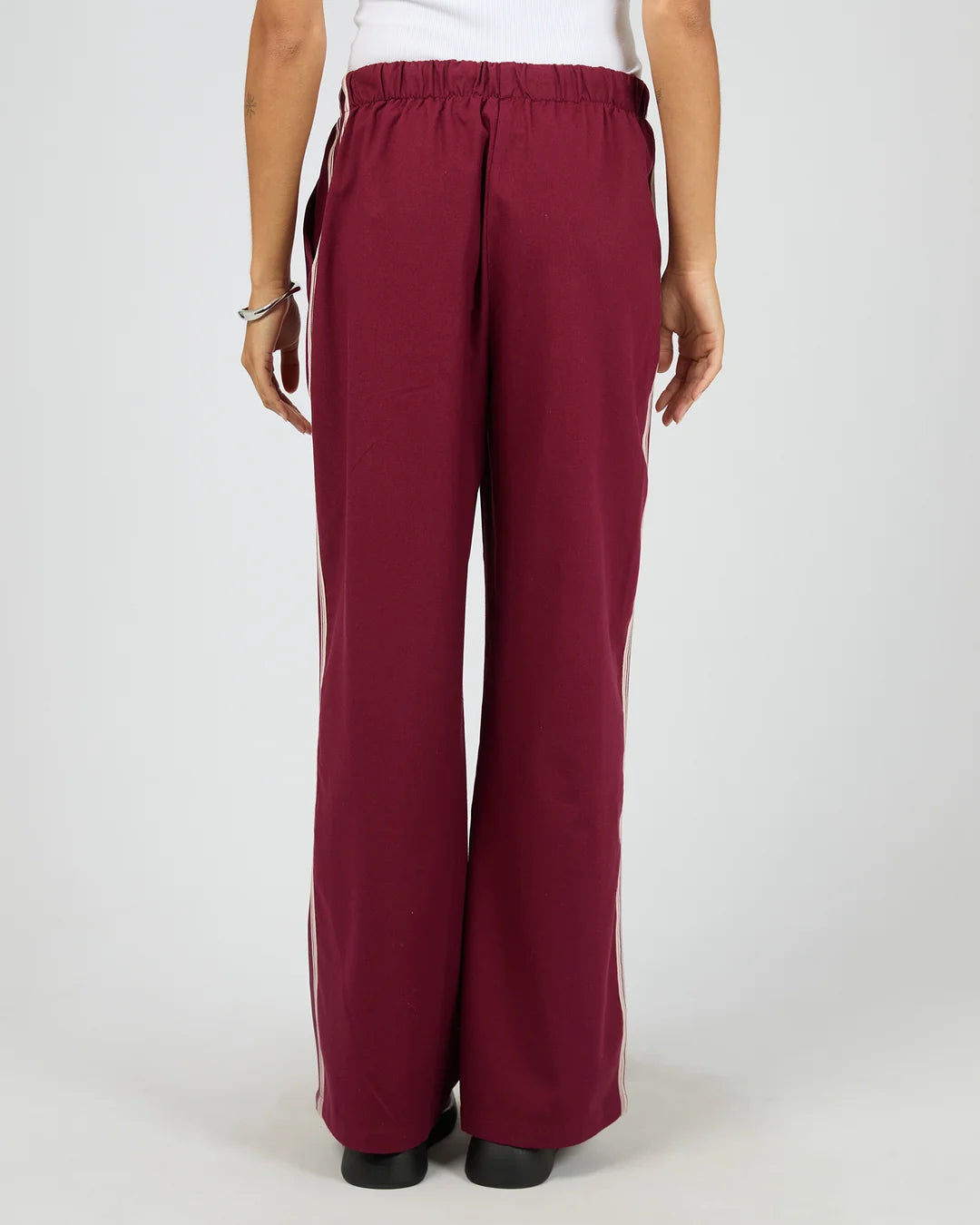 SILENT THEORY Mayfair Trim Pant - Cherry