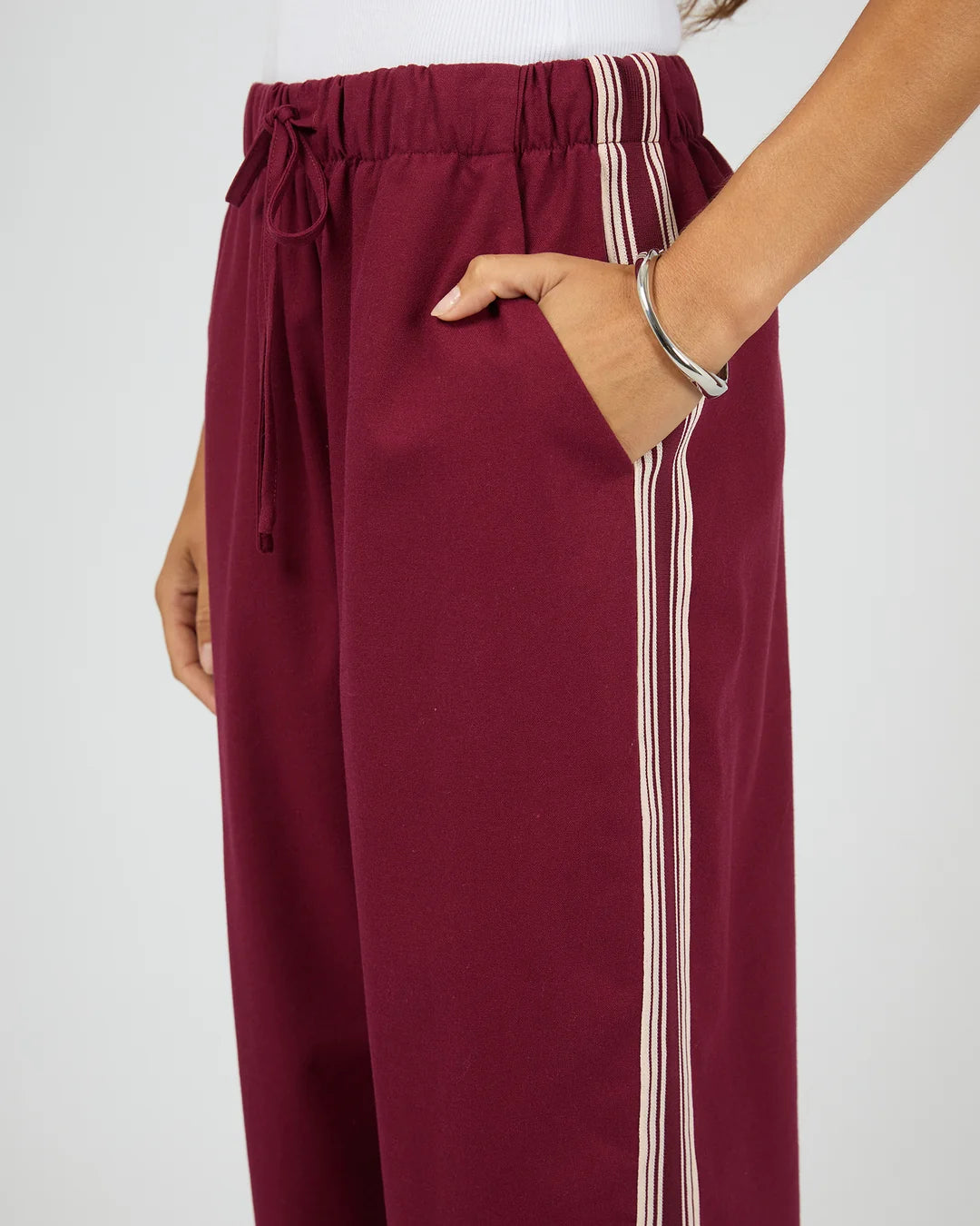 SILENT THEORY Mayfair Trim Pant - Cherry