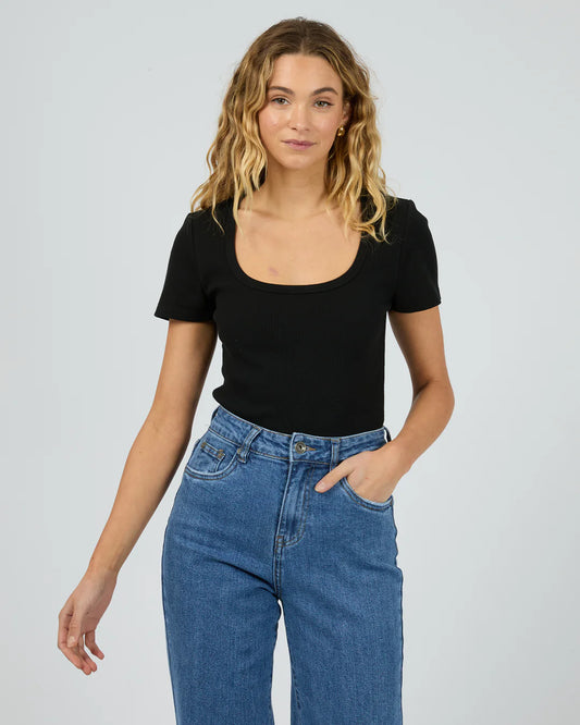 SILENT THEORY Mia Tee - Black