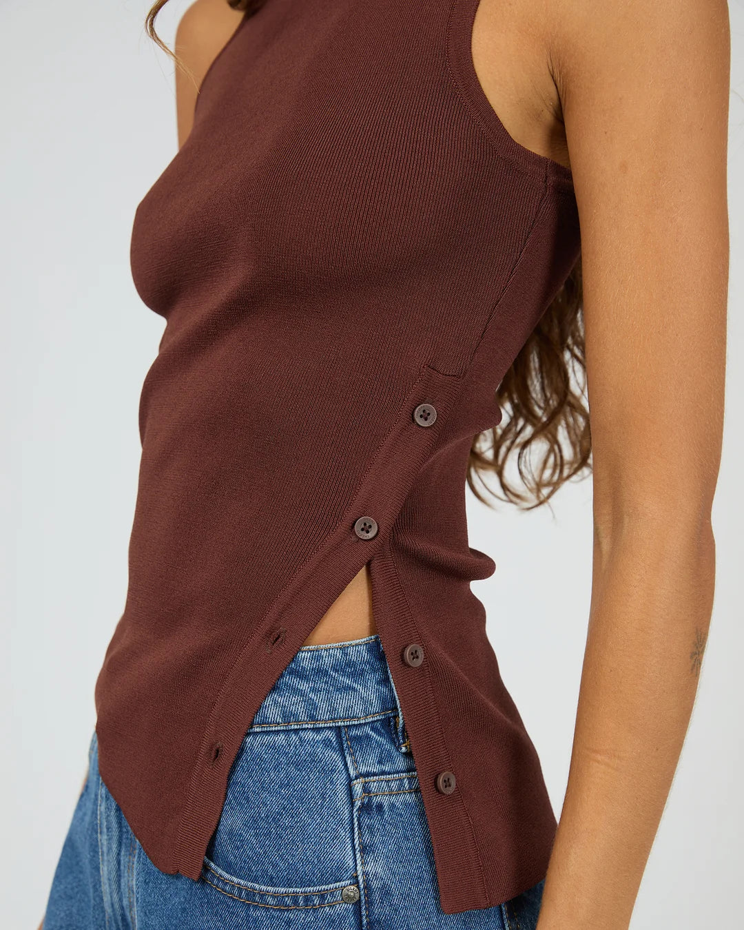 SILENT THEORY Ollie Button Down Knit Tank - Cherry