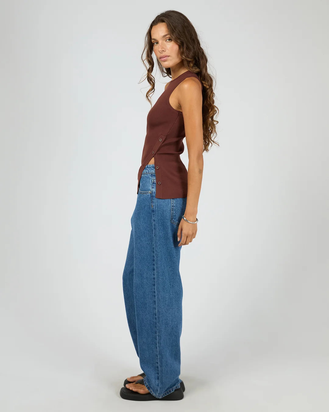 SILENT THEORY Ollie Button Down Knit Tank - Cherry
