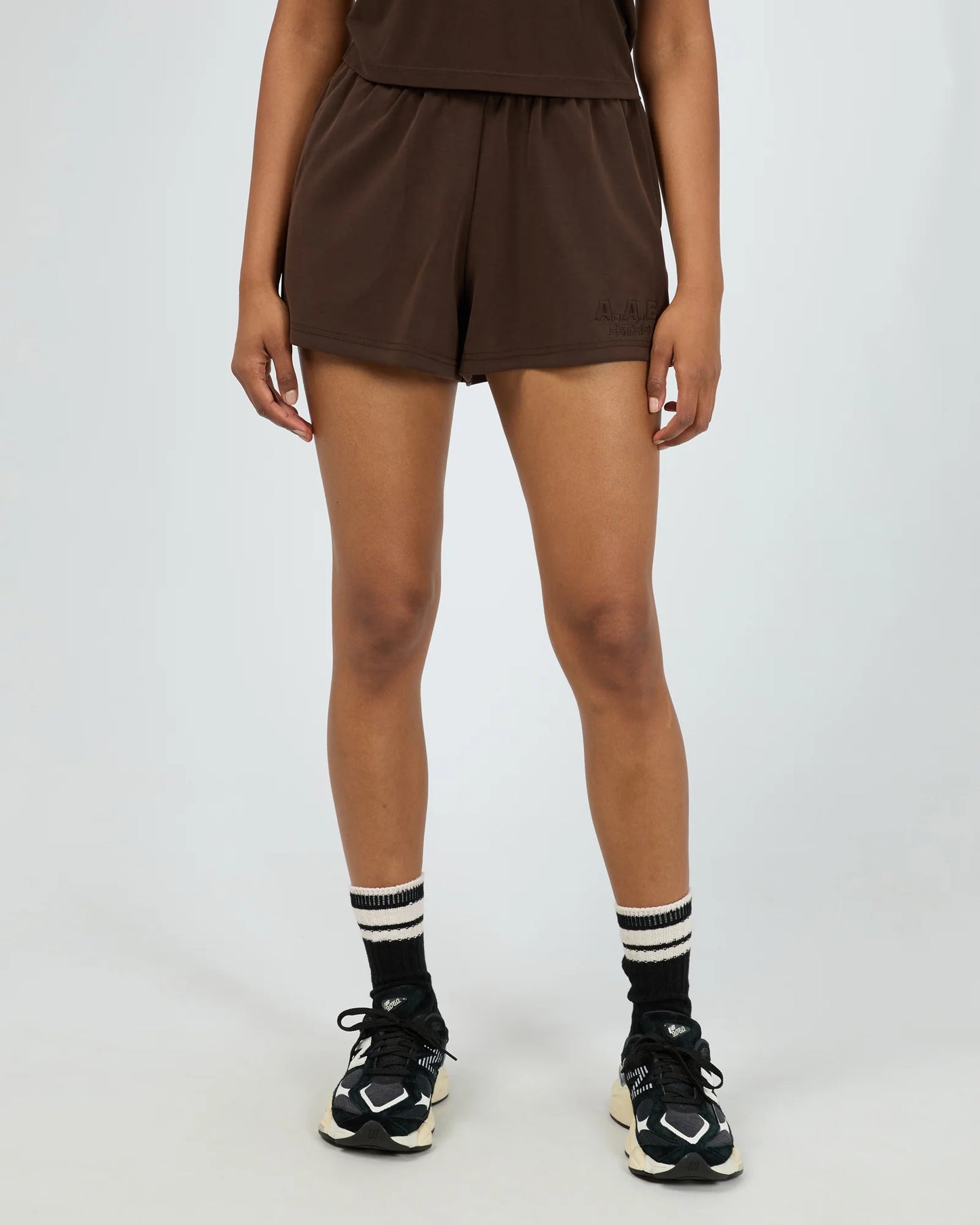 AAE ACTIVE Luxe Active Track Short - Brown