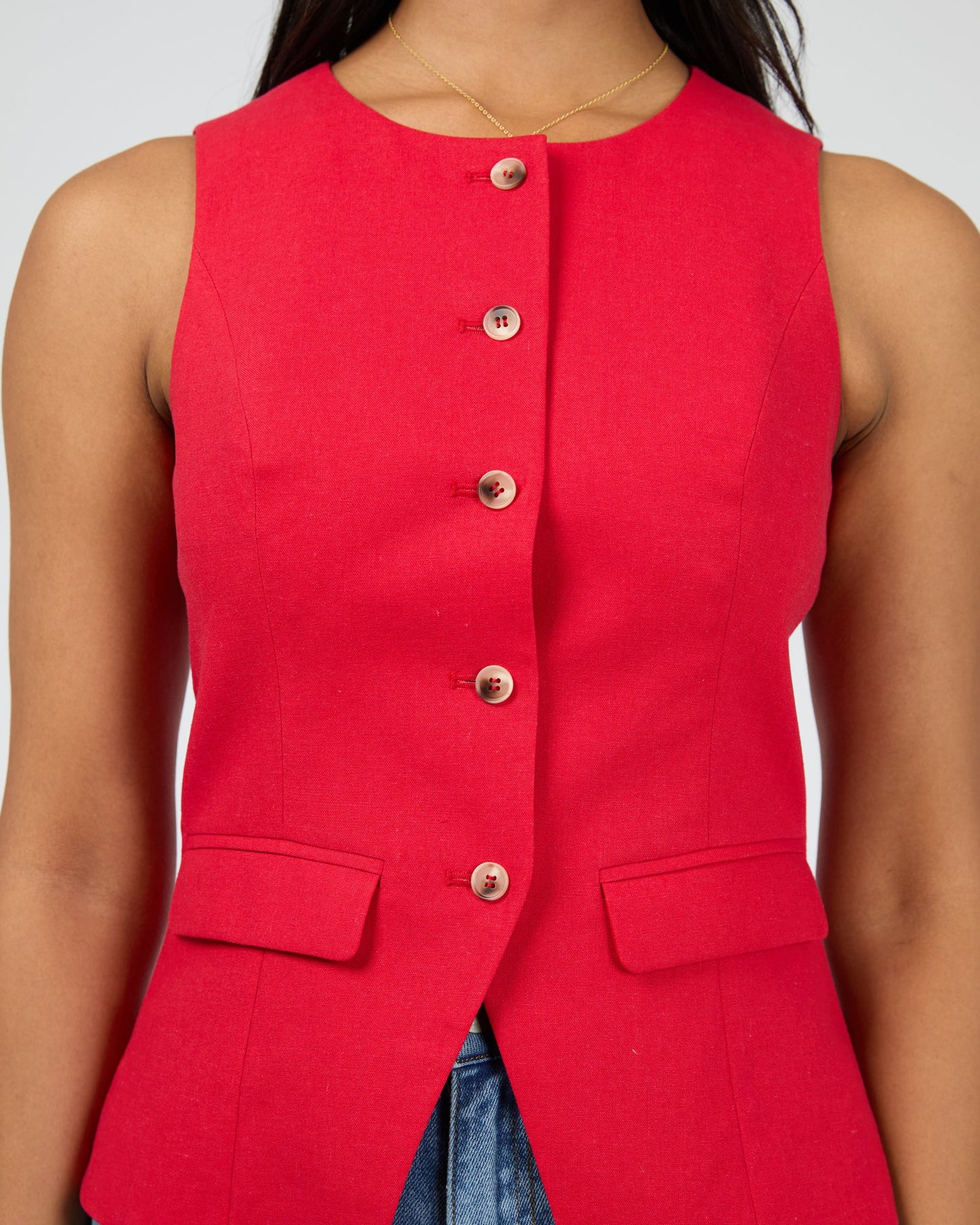 AAE Mavis Vest - Red