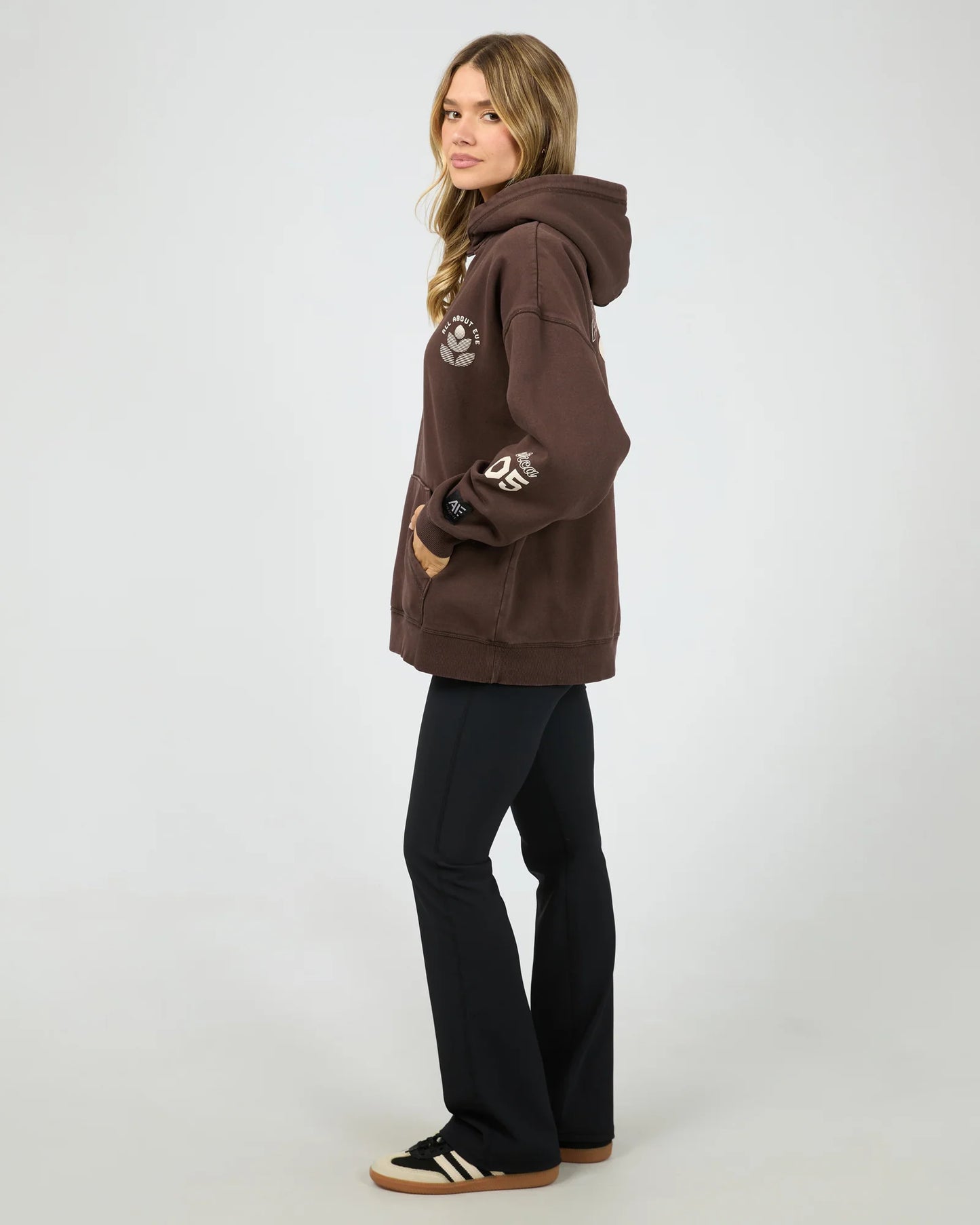 AAE ACTIVE Serene Relaxed Hoodie - Brown