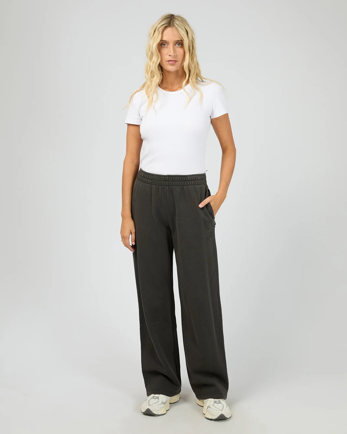AAE Active Limitless Track Pant - Washed Black