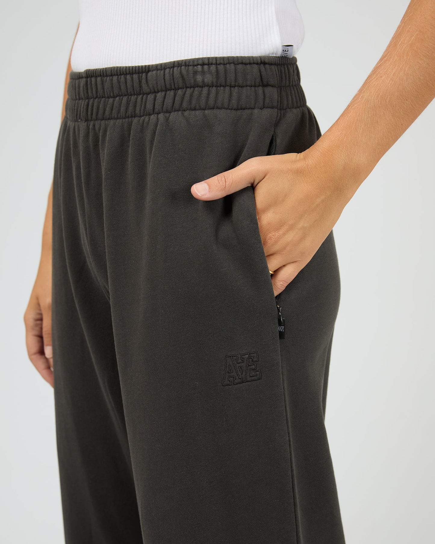 AAE Active Limitless Track Pant - Washed Black