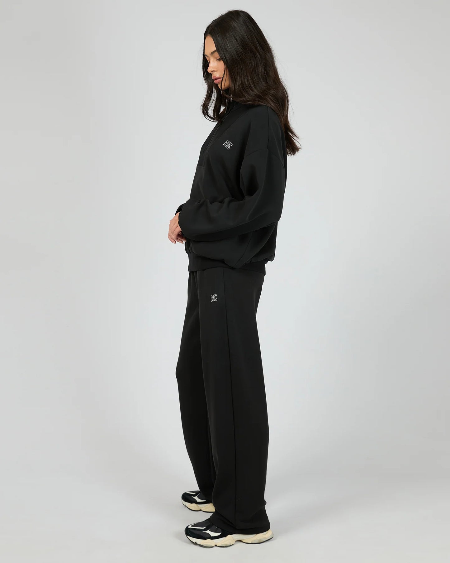 AAE ACTIVE Luxe Active 1/4 Zip - Black