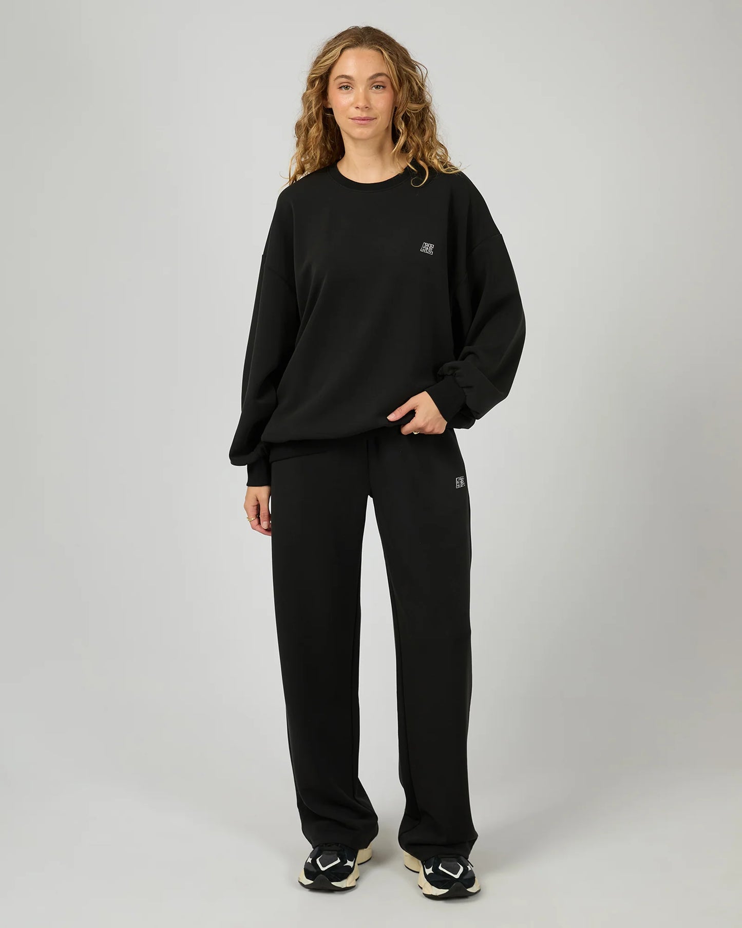 AAE Luxe Active Box Crew - Black