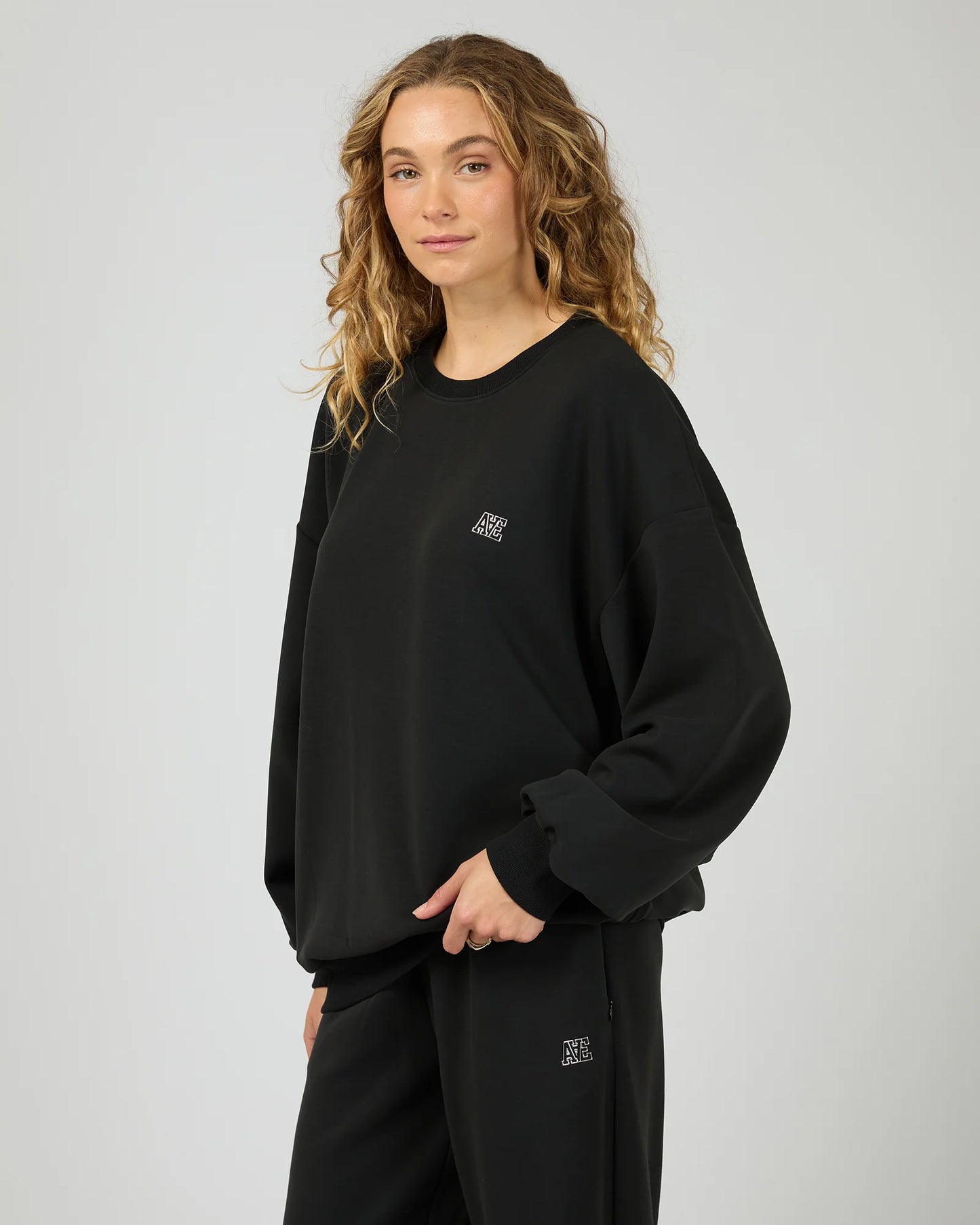 AAE Luxe Active Box Crew - Black