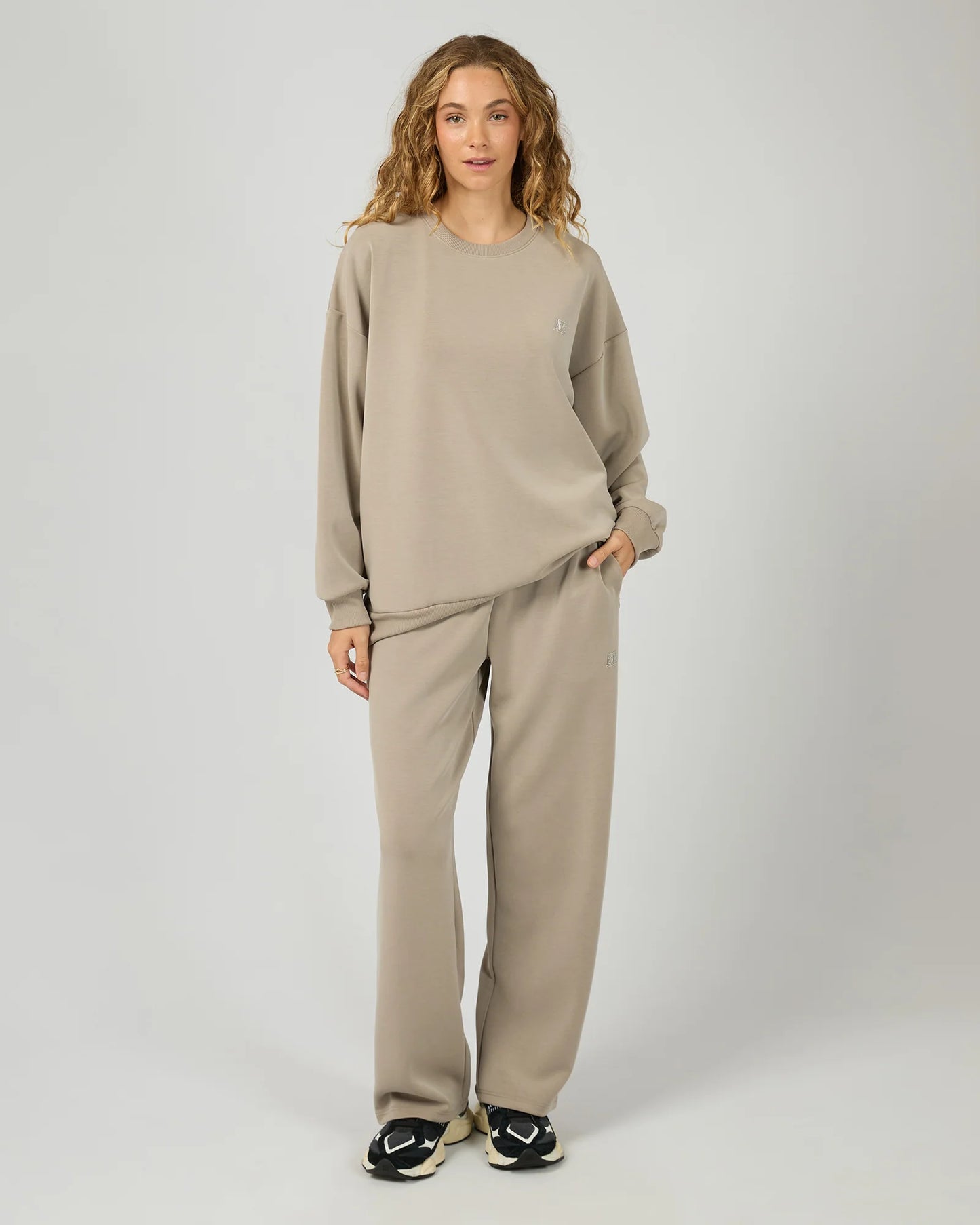 AAE Luxe Active Box Crew - Stone