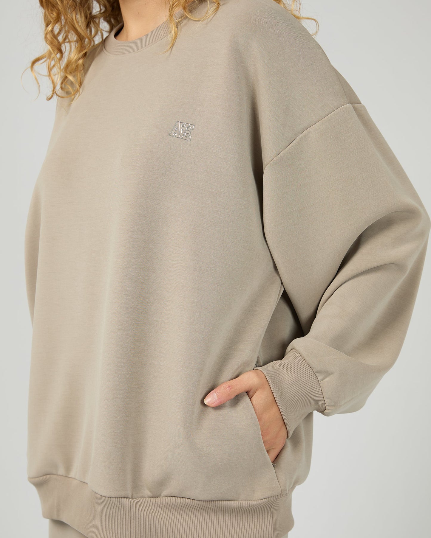 AAE Luxe Active Box Crew - Stone