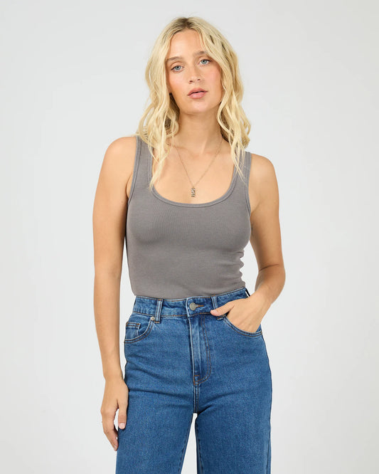 ALL ABOUT EVE Washed Rib Scoop Neck Tank - Charcoal