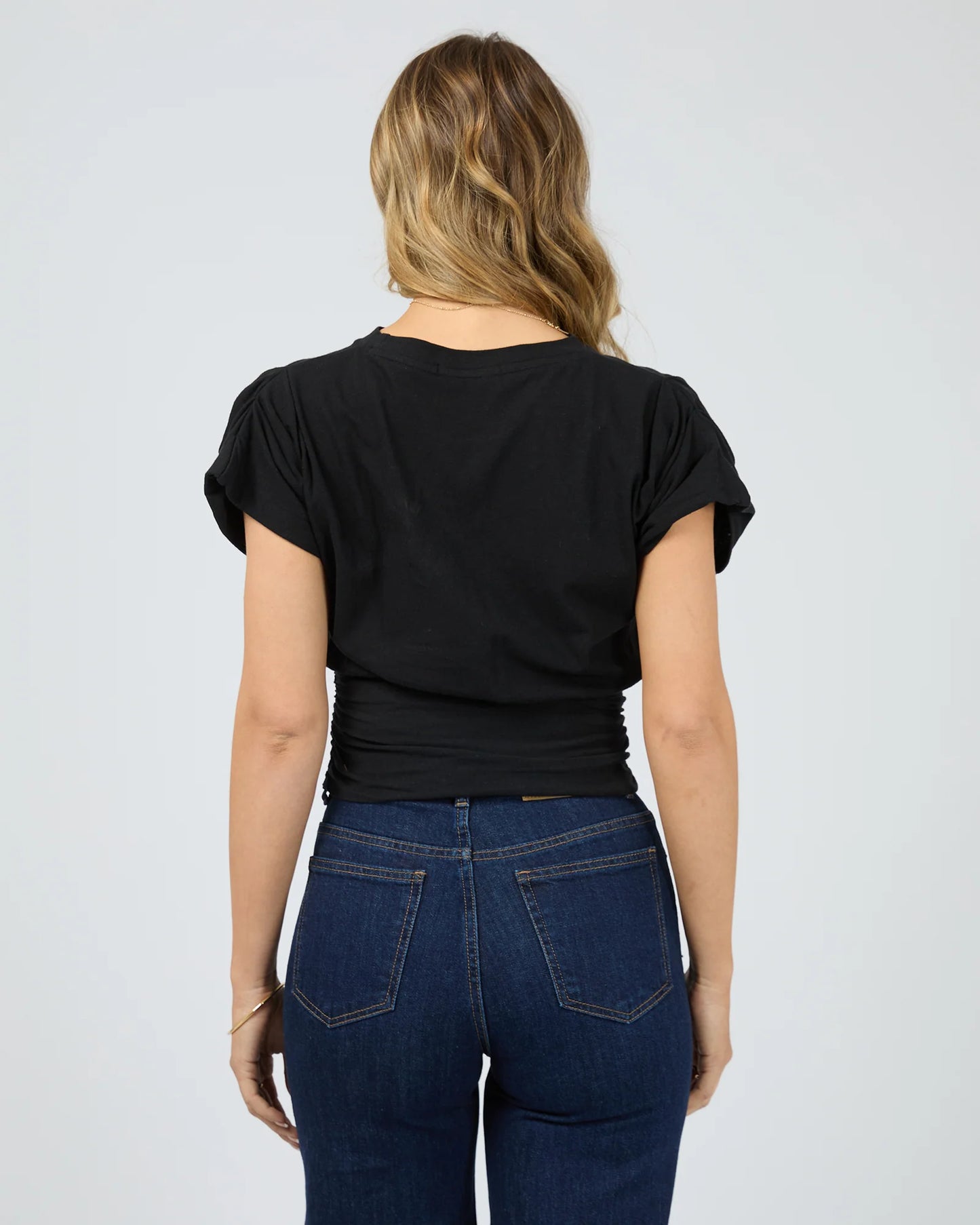 ALL ABOUT EVE Halle Tee - Black