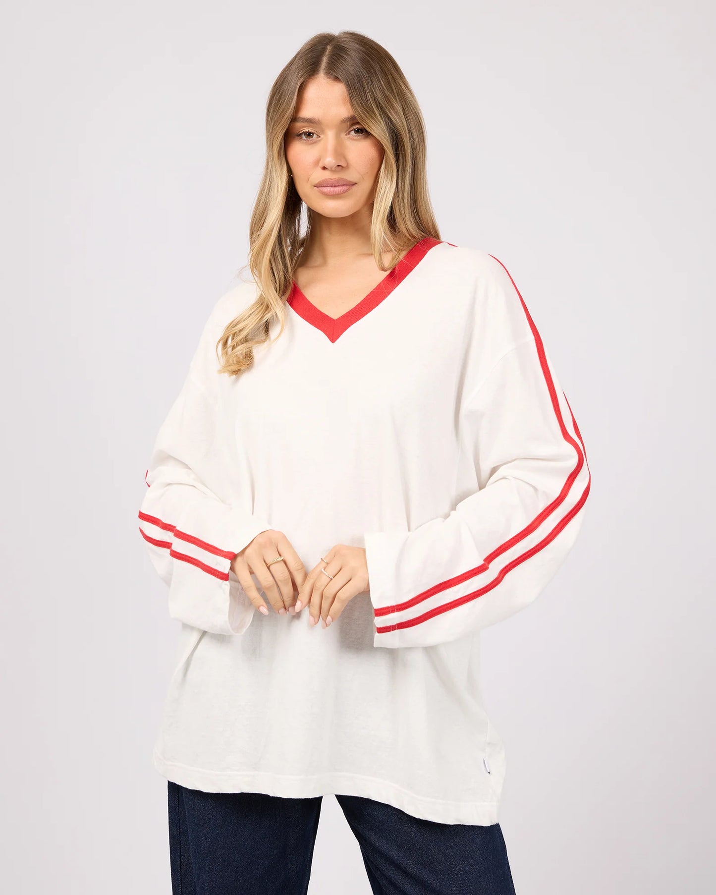 ALL ABOUT EVE Zulu V-Neck Long Sleeve Tee - Vintage White