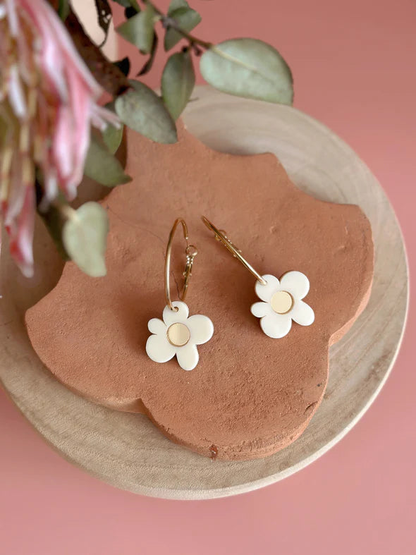 FOXIE COLECTIVE Moon Flower Hoop - Cream & Gold