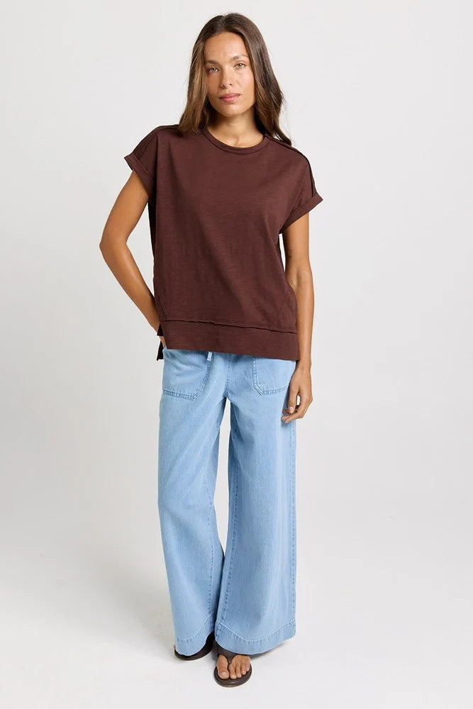 BETTY BASICS Shirley Short Sleeve Tee - Chocolate