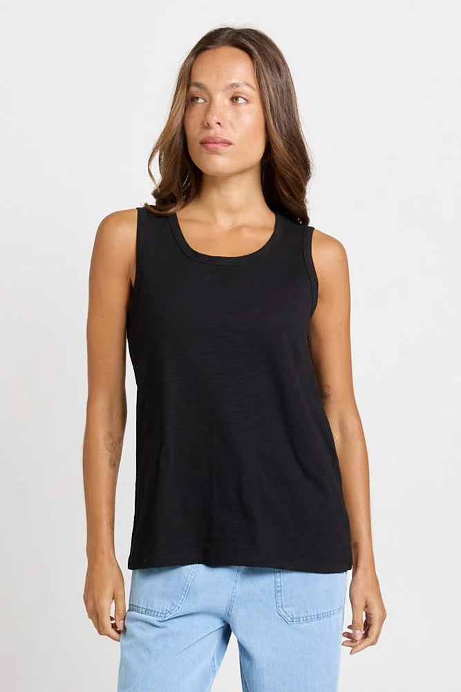 BETTY BASICS Rory Slub Tank - Black