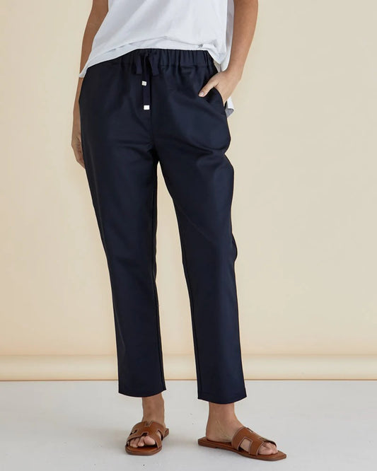 BETTY BASICS Kenzie Jogger - Navy