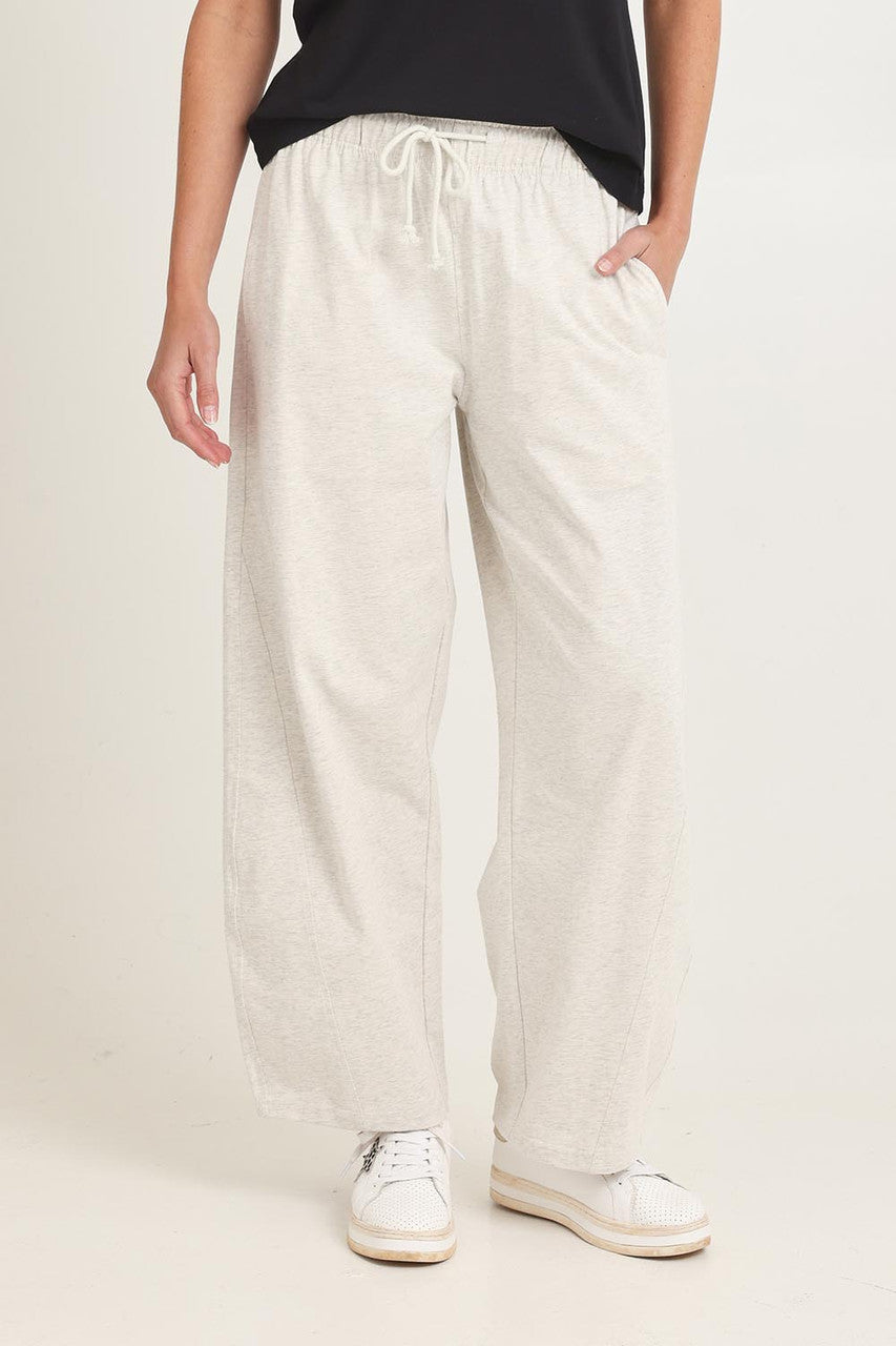 BETTY BASICS Barrel Leg Sweatpant - Grey Marle