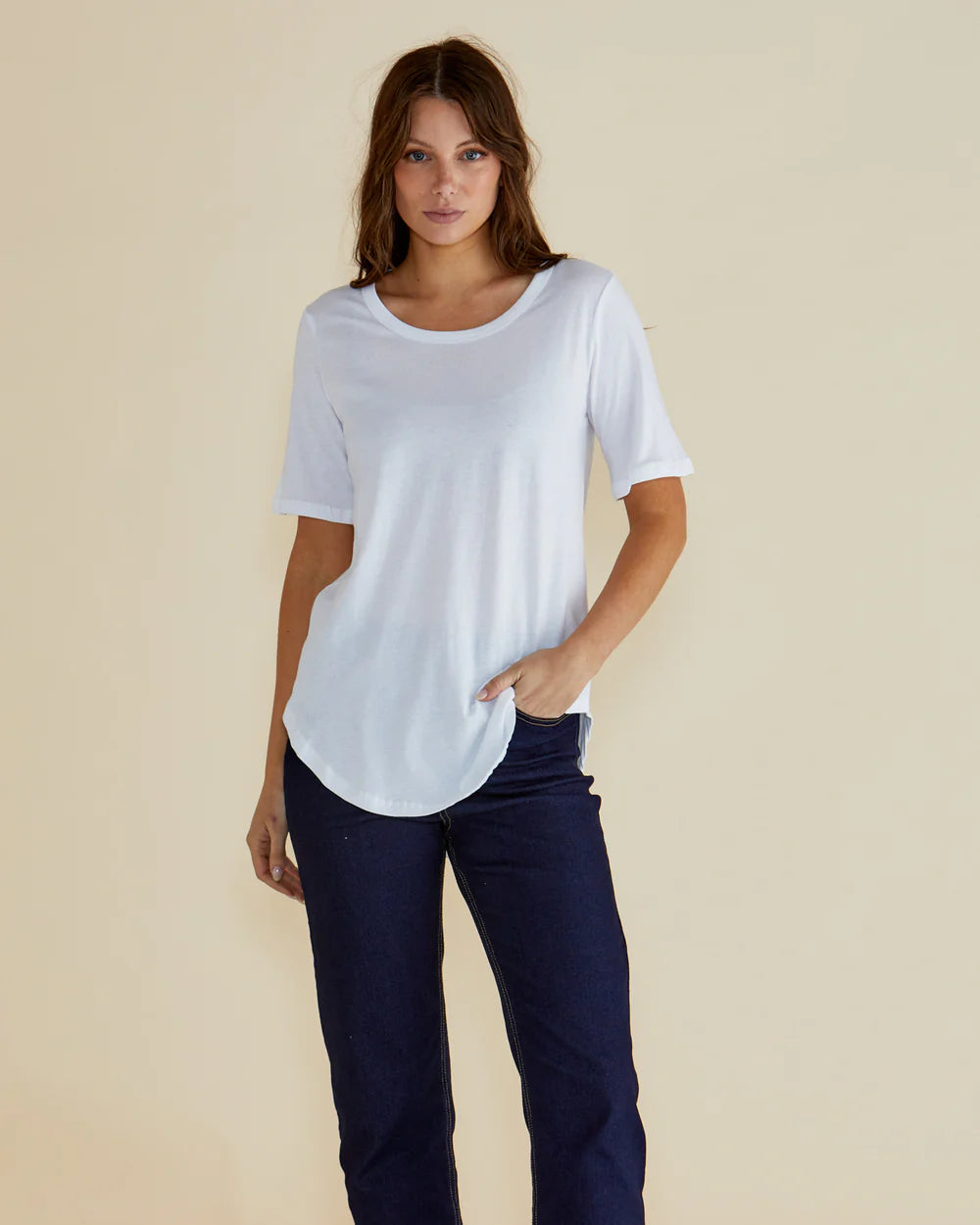 BETTY BASICS Ariana Tee - White