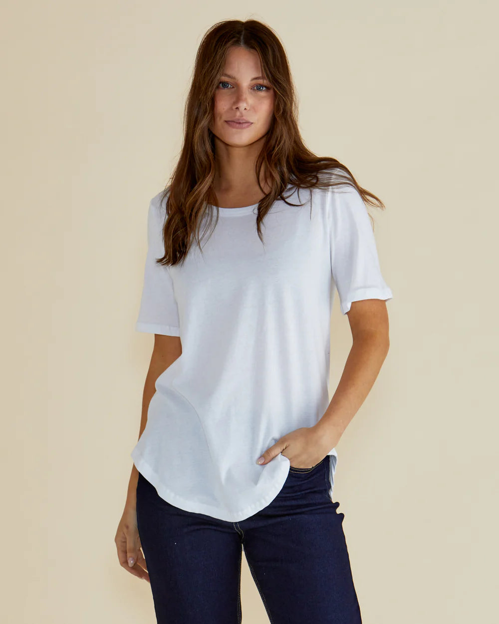 BETTY BASICS Ariana Tee - White