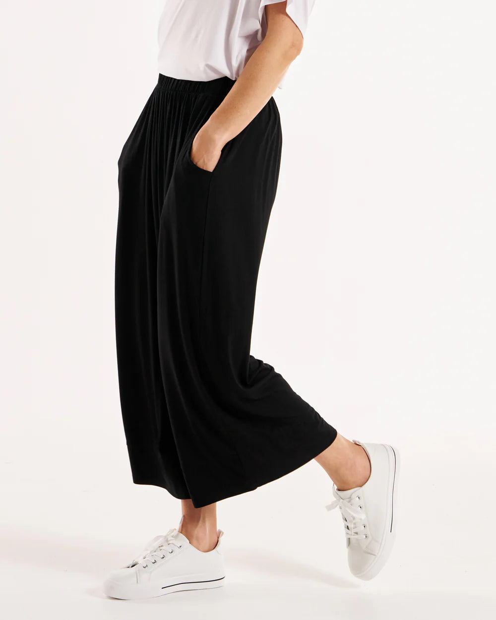 BETTY BASICS Astrid Bamboo Wide Leg Pant - Black