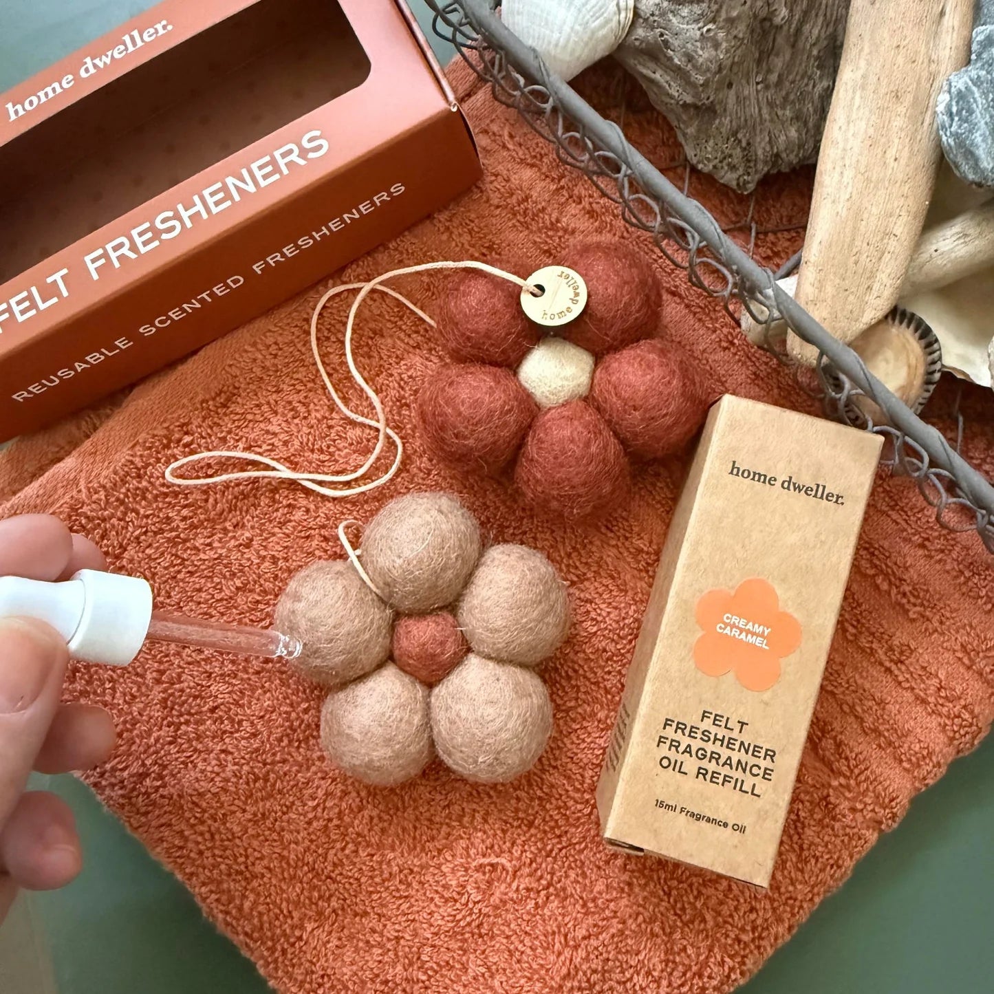 HOME DWELLER Felt Fresheners - Creamy Caramel