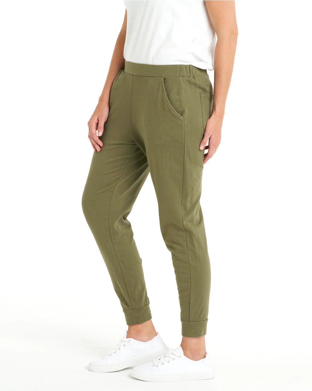 BETTY BASICS Lindsay Jogger - Khaki