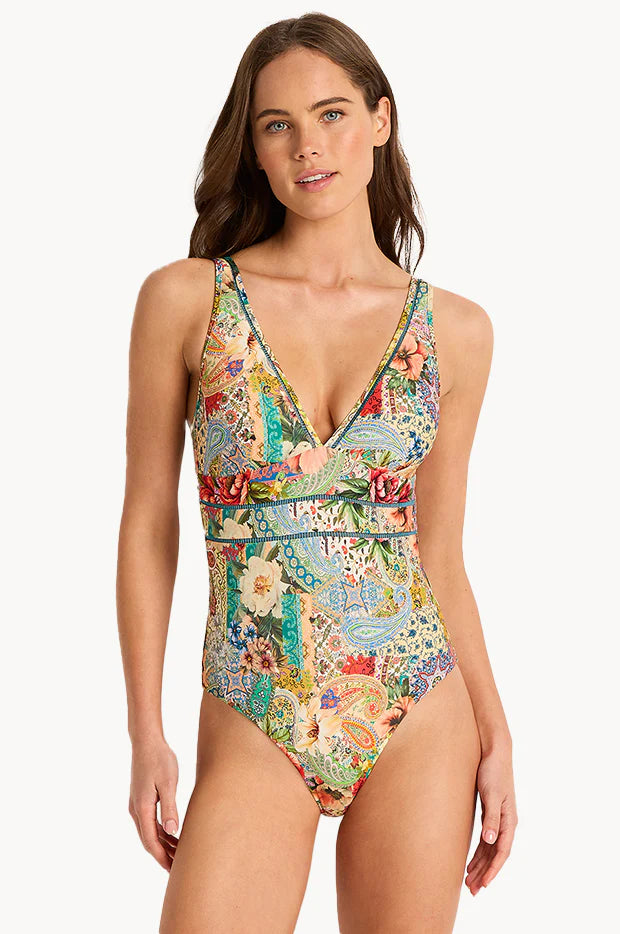 MONTE & LOU FARRAH Multi Fit V One Piece