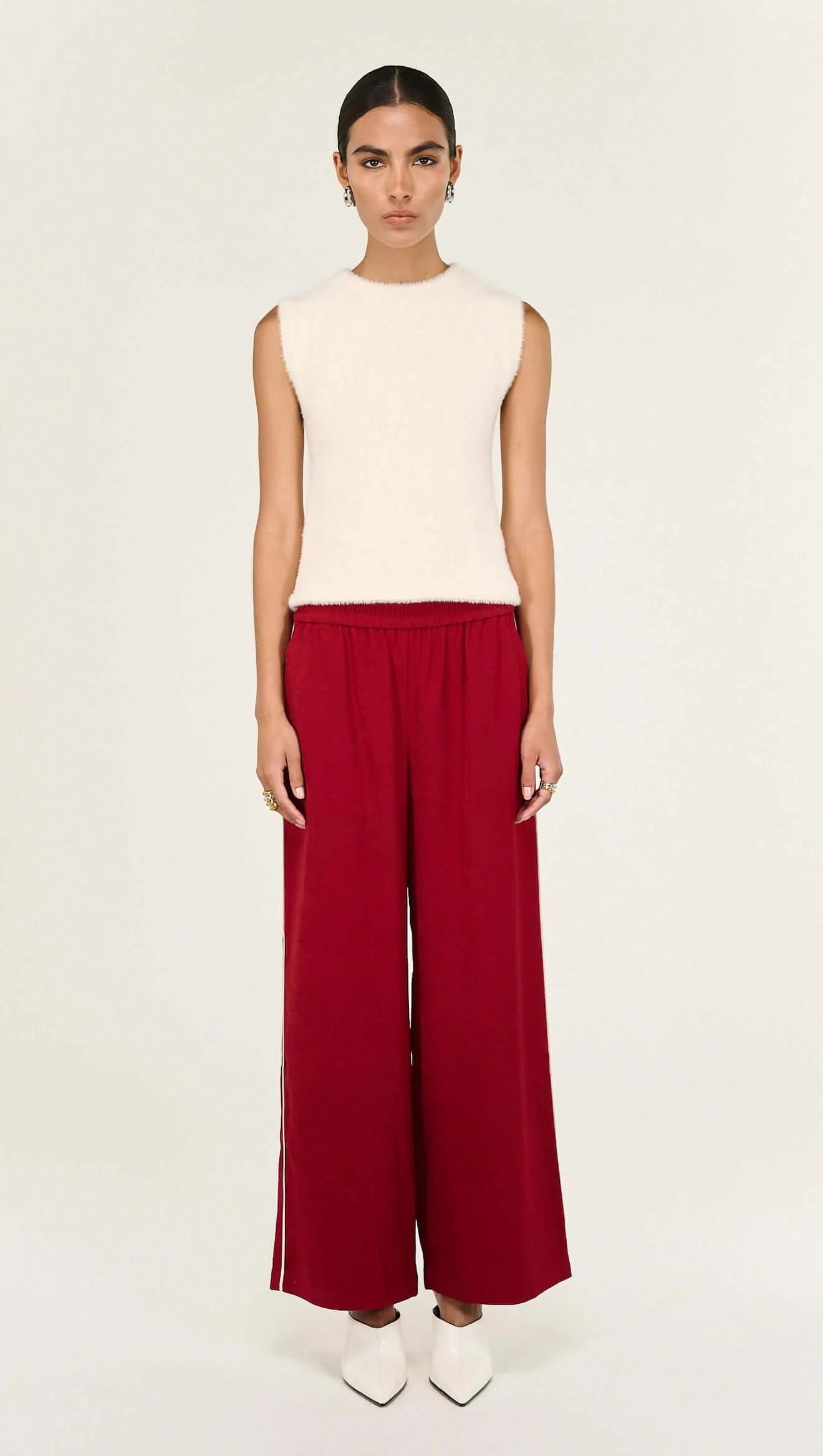 STAPLE THE LABEL Echo Mid Rise Relaxed Pant - Dark Red