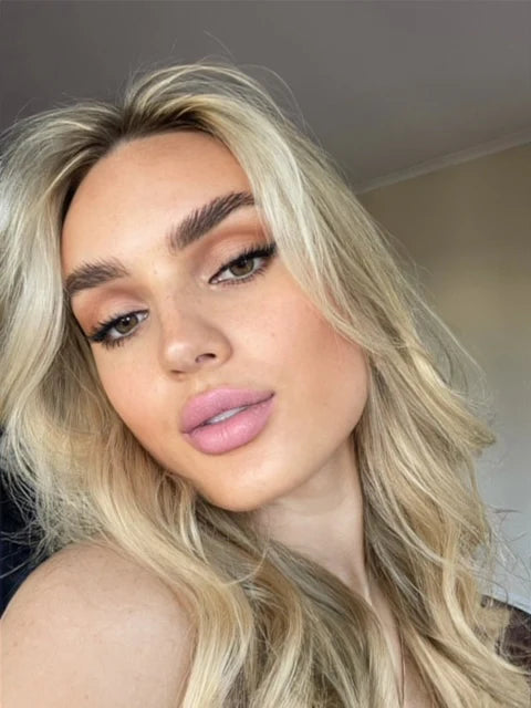 SUZY. LIPSTICK MATTE - Miss Amy Baby Pink