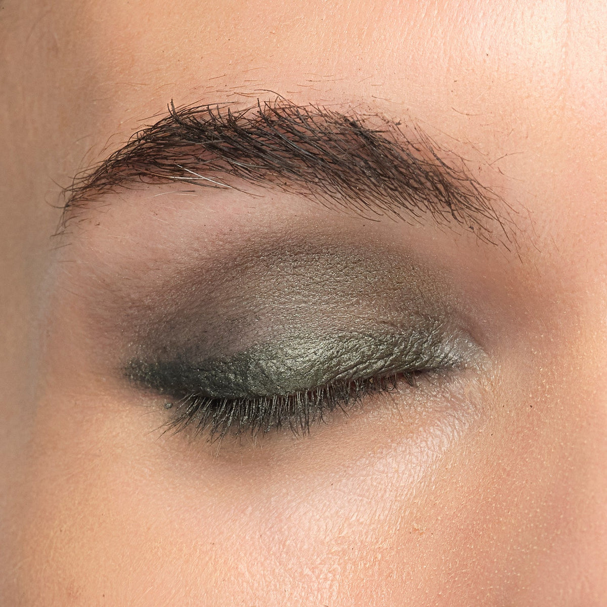 LUK BEAUTIFOOD Luminous Eye Crayon - Olive